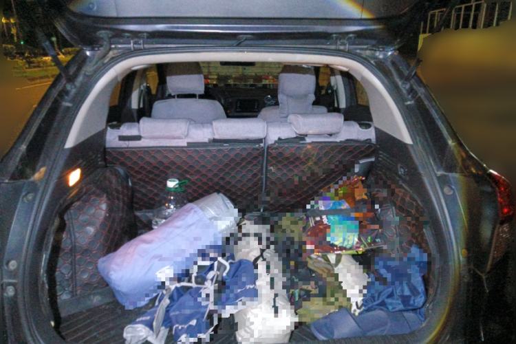 Used Honda Vezel 2017 1.5L CVT 2WD Comfort Model Trunk