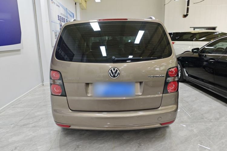Used Volkswagen Touran 2015 1.4T DSG Comfort Edition 5 Seats