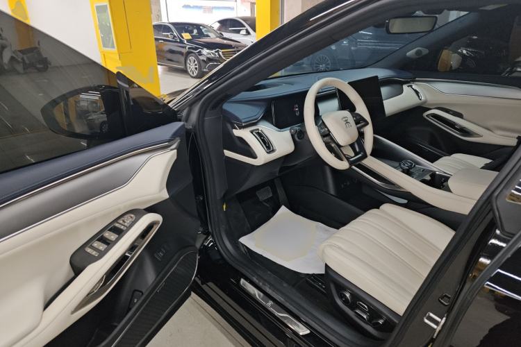 Used BYD Song L EV 2024 662 km Excellence Version
