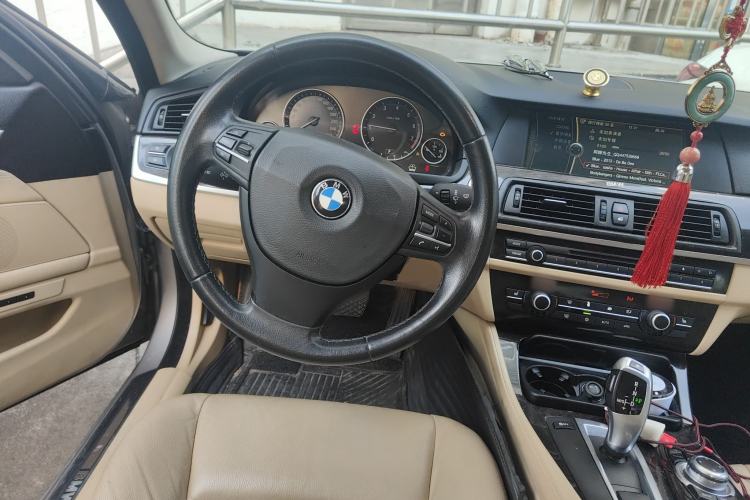 Used BMW 5 Series 2012 523Li Luxury Model
