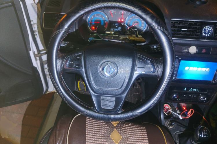 Used Dongfeng Fengon 370 2016 1.5L Manual Luxury 7-Seater
