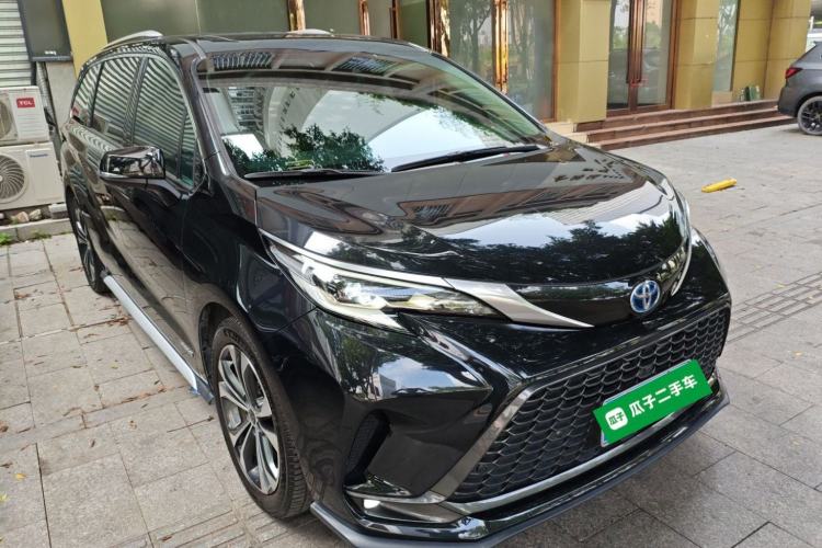 Used Toyota Granvia 2023 2.5L Hybrid Prestige VIP Edition
