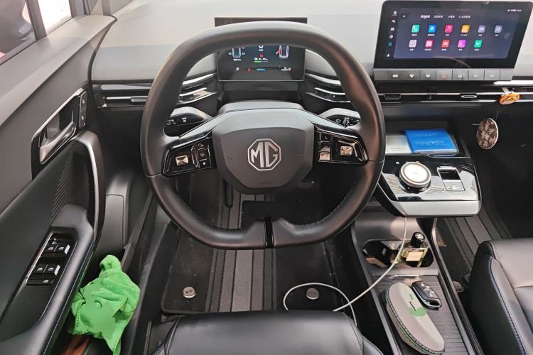 Used MG 4 EV 2022 425 km Luxury Edition Steering Wheel