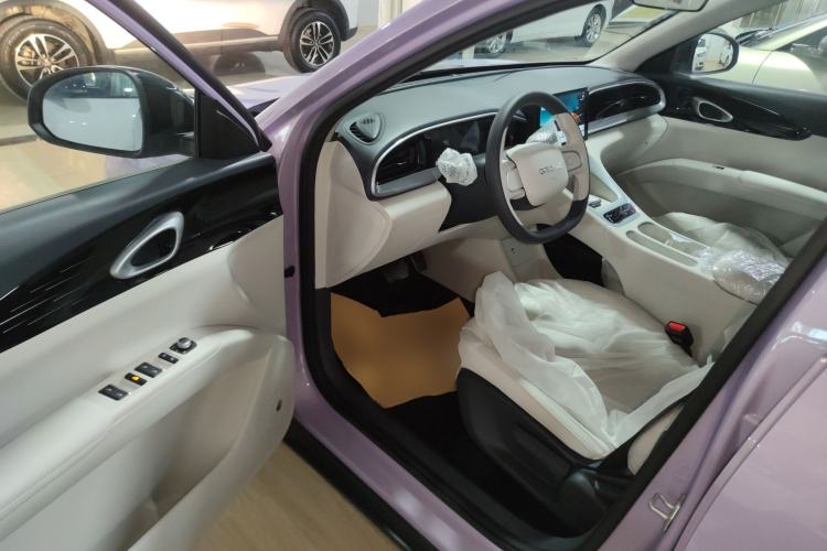 Used Geely Galaxy Geome 2026 Model 310km Youth Edition Driver Seat