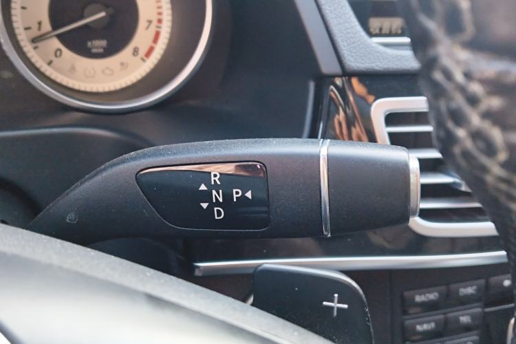 Used Mercedes-Benz E-Class 2015 E 260 L Sport & Fashion Model
