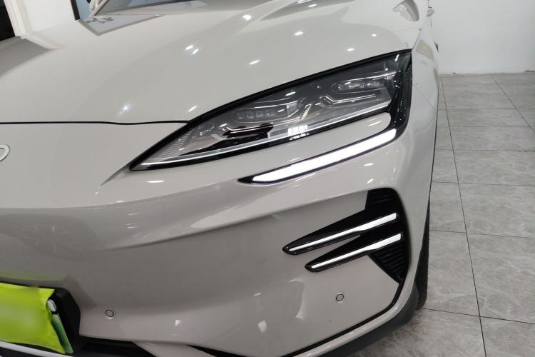 Used BYD Song PLUS New Energy 2025 EV Intelligent Driving Version 520km Premium Model