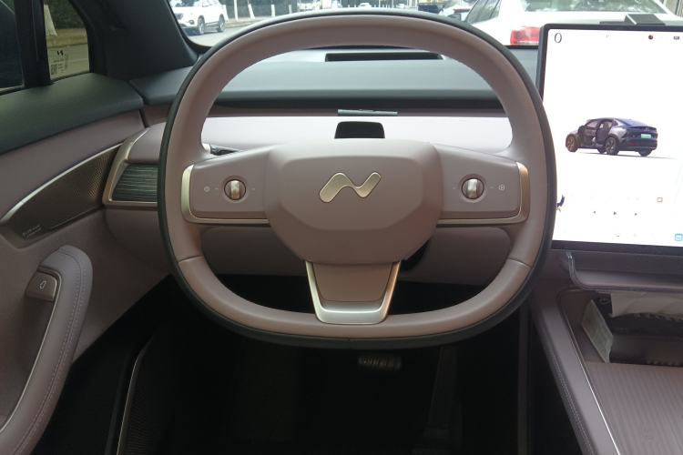 Used ONVO L60 2024 60 kWh Rear-Drive Version
