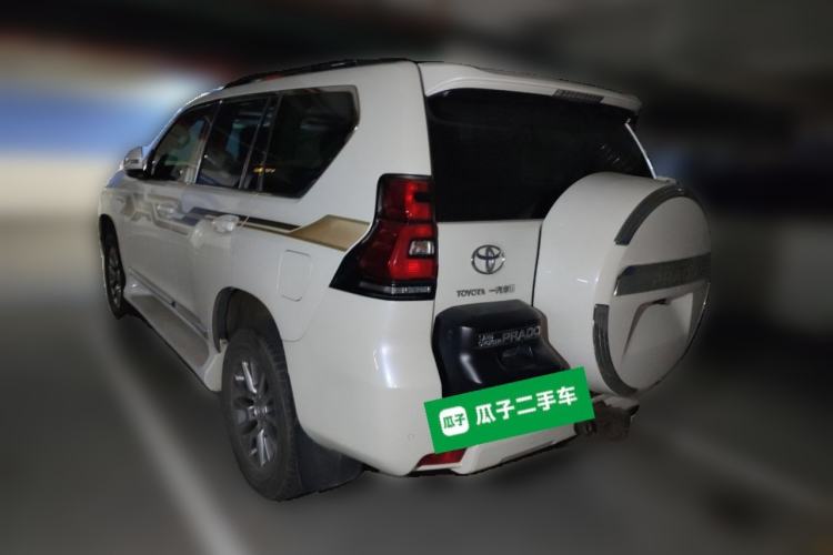 Used Toyota Prado 2018 3.5L Automatic TX-L with Rear-Mounted Spare Tire
