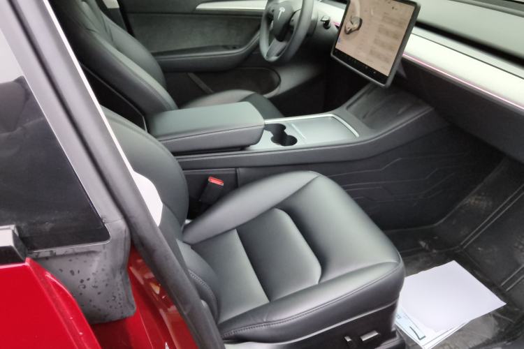 Used Tesla Model Y 2024 Rear-Wheel-Drive Version
