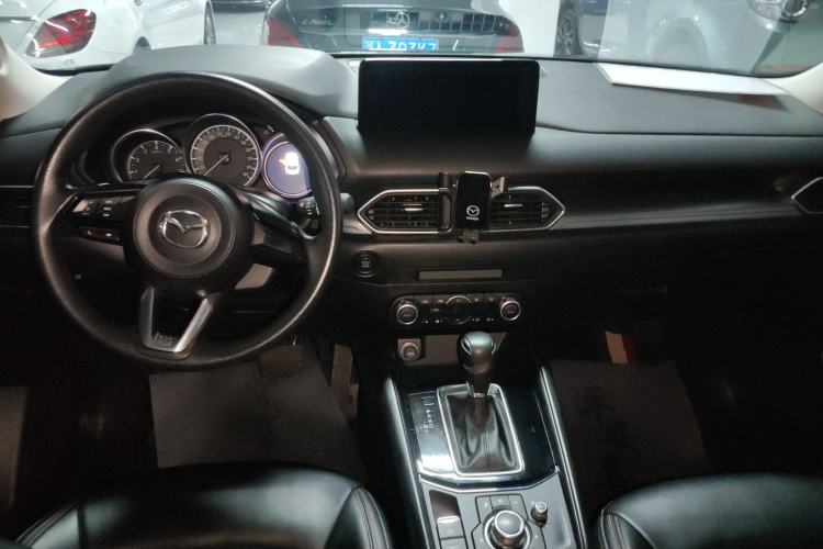 Used Mazda CX-5 2024 2.0L Automatic Two-Wheel Drive Comfort Version Center Console