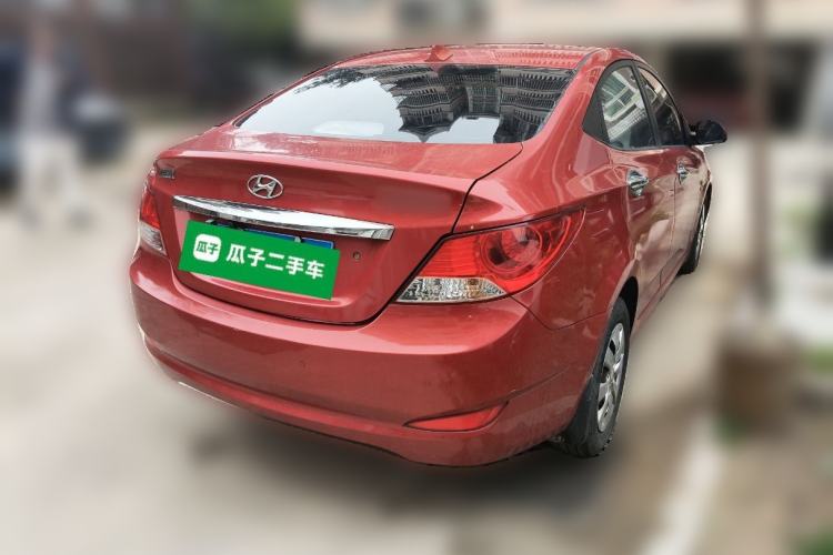 Used Hyundai Verna (older generation) 2010 Sedan 1.4L Automatic Comfort Model GS
