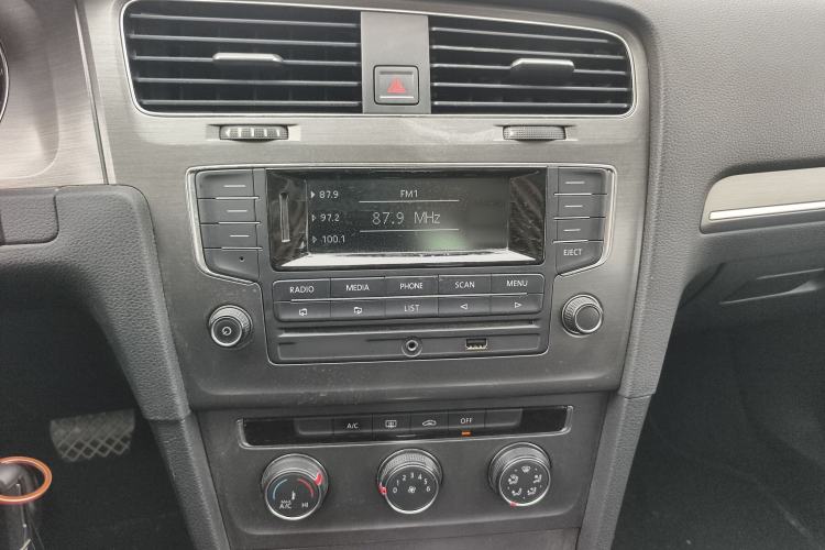 Used Volkswagen Golf 2015 1.4TSI Automatic Comfort Model
