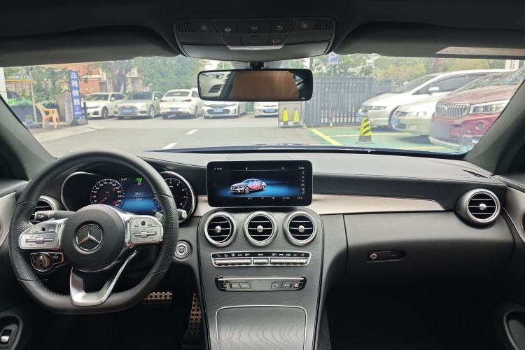Used Mercedes-Benz C-Class 2019 C 260 Coupe Interior 5