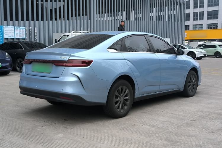 Used Geometry G6 2022 620 New Le Xinying
