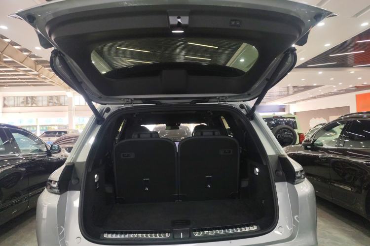 Used Li Auto L8 2024 Ultra Model