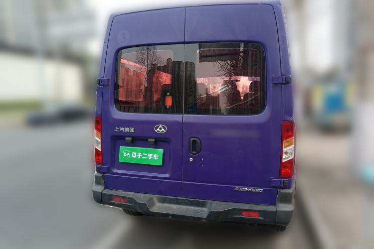 Used SAIC MAXUS Xintu V80 2016 2.5T Manual Aoyuntong National IV Short Wheelbase Mid-Roof 6-Seater
