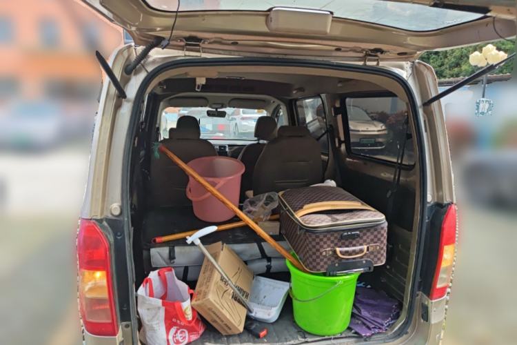 Used Wuling Rongguang V 2018 1.5L Standard Version Trunk