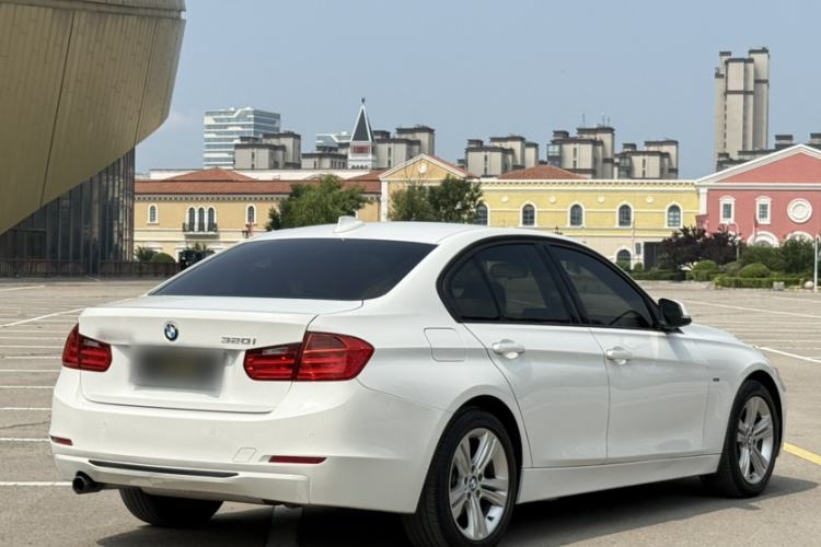 Used BMW 3 Series 2015 320i Sport Design Package