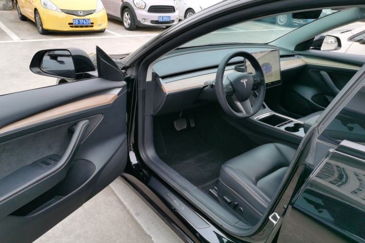 Used Tesla Model 3 2022 Rear-Wheel-Drive Version