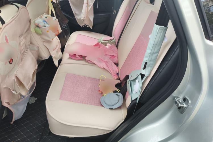 Used Roewe RX5 New Energy 2017 eRX5 50T Hybrid Connected Prestige Flagship Edition Left Rear Seat