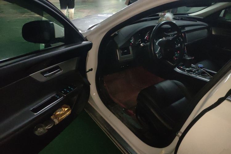 Used Jaguar XFL 2020 XFL 2.0T P200 Two-Wheel-Drive Windflower Edition
