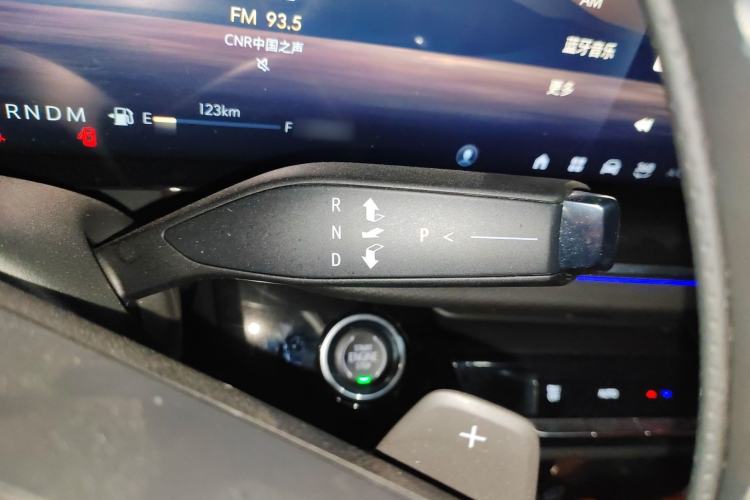 Used Buick Envision 2025 Encore Plus 28T Two-Wheel-Drive Platinum Edition
