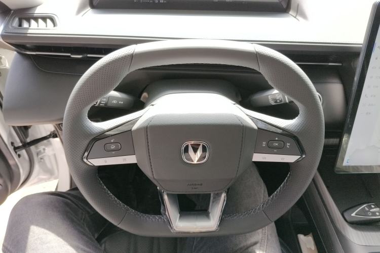 Used CHANGAN Eado PHEV 2025 Smart New Blue Whale 145KM Battleship Edition
