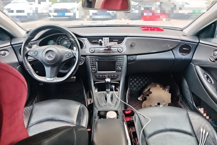 Used Mercedes-Benz CLS AMG 2008 AMG CLS 63 Center Console