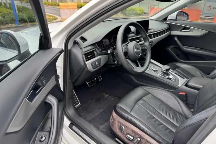 Used Audi A4L 2019 40 TFSI Ambition China VI