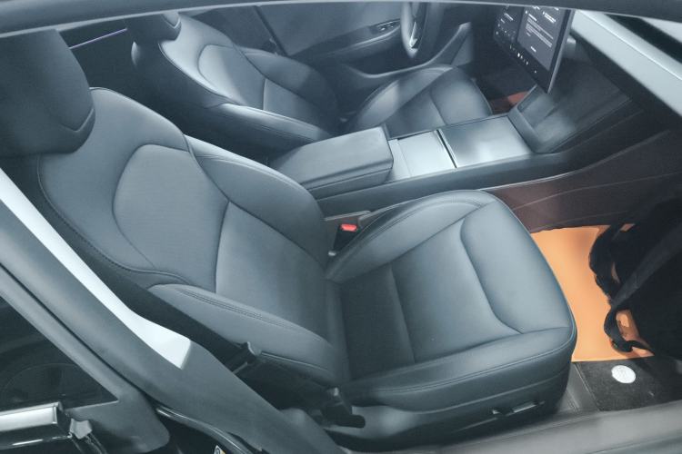 Used Tesla Model 3 2023 Rear-Wheel-Drive Version
