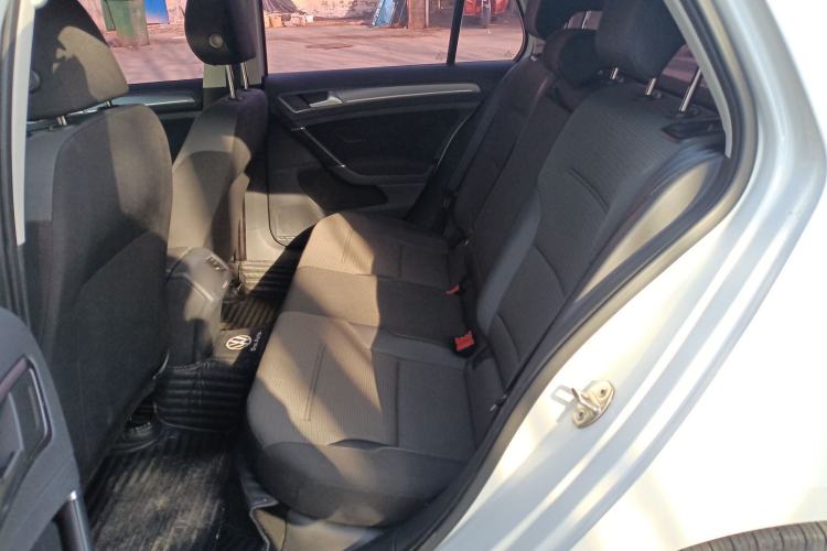 Used Volkswagen Golf 2017 1.6L Automatic Comfort Million-Vehicle Anniversary Edition