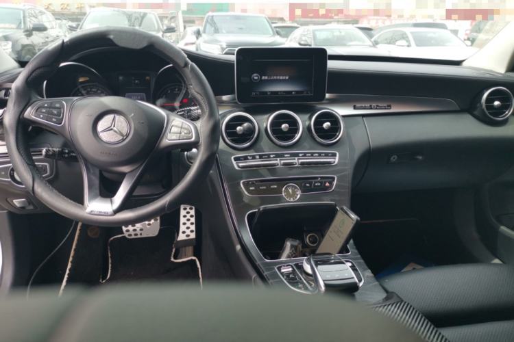 Used Mercedes-Benz C-Class 2015 C 200 L 4MATIC Sport Edition Center Console