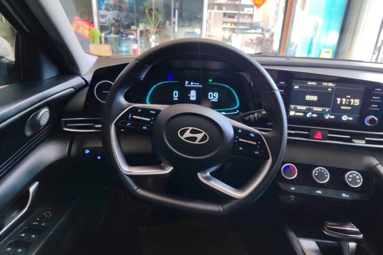 Used Hyundai Elantra 2023 1.5L CVT GLX Elite Edition
