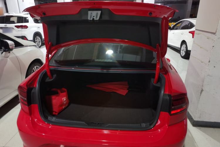 Used Volkswagen Lamando 2019 280TSI DSG Comfort Edition China VI standard
