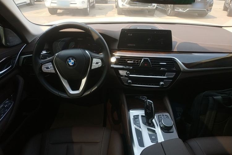 Used BMW 5 Series 2020 525Li Luxury Package
