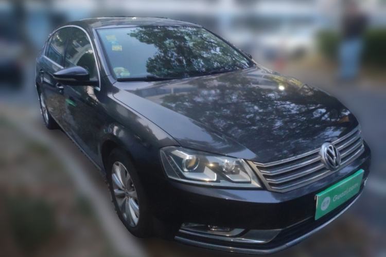 Used Volkswagen Magotan 2012 Revised 1.8TSI Luxury Version Front Right 45 Deg