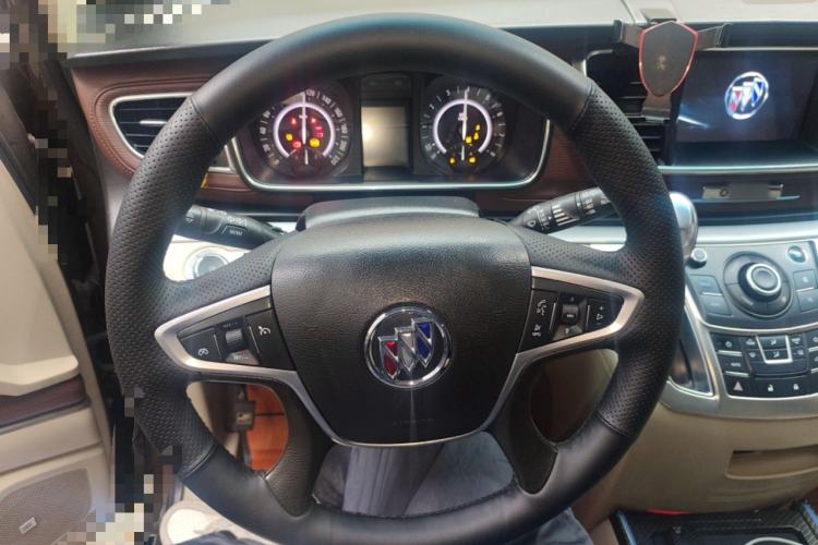 Used Buick GL8 2017 25S Comfort Version China V Standard Steering Wheel
