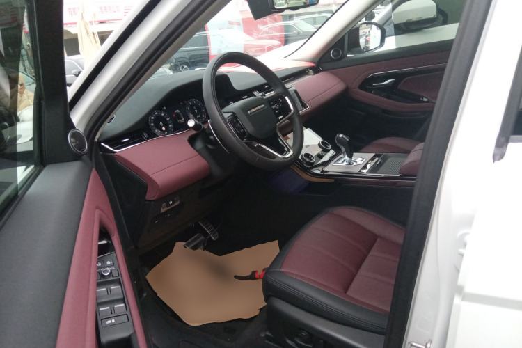 Used Land Rover Range Rover Evoque 2023 Aurora L 249 PS Luxury Edition