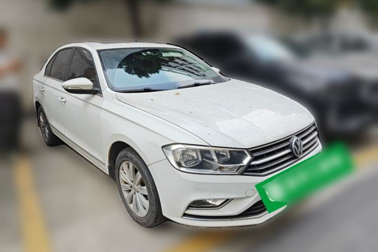 Used Volkswagen Bora 2017 1.6L Automatic Comfort Model Front Right 45 Deg