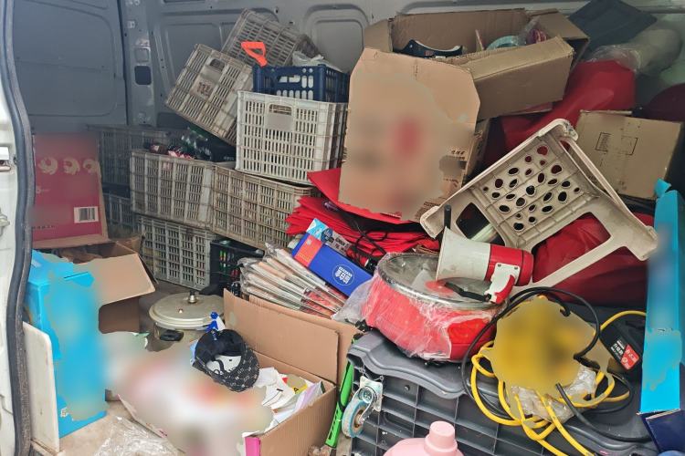 Used SAIC MAXUS Xintu V80 2020 2.5T Manual Classic City Delivery King Long Wheelbase Mid-Height 2/3 Seats
