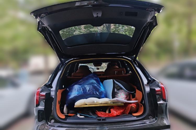 Used NETA L 2024 Extended-Range 310 Flash-Charge Red Edition
