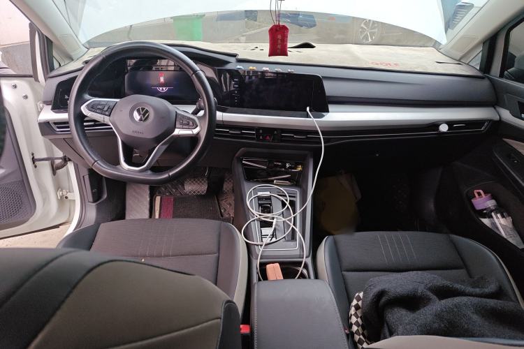 Used Volkswagen Golf 2021 280TSI DSG Pro Center Console