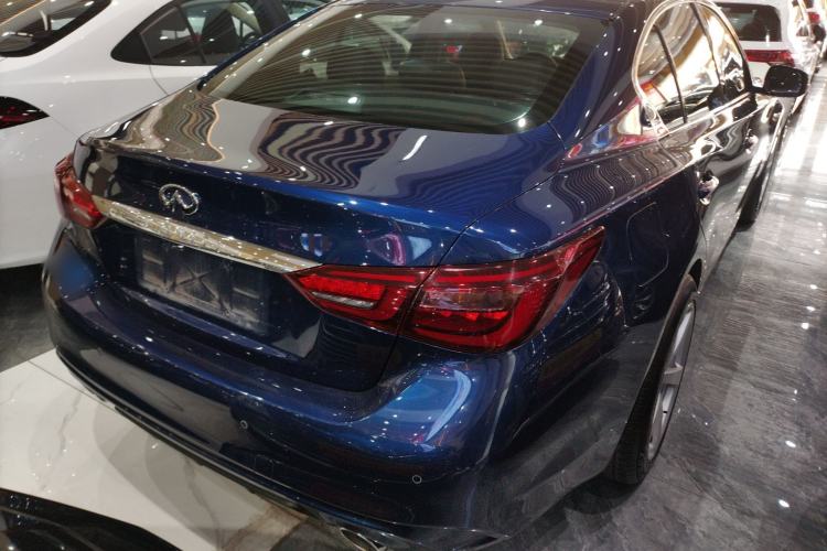 Used Infiniti Q50L 2018 2.0T Enjoyment Version China V Standard
