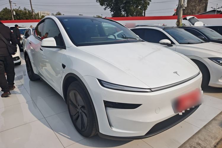 Used Tesla Model Y 2026 Rear-Drive Model