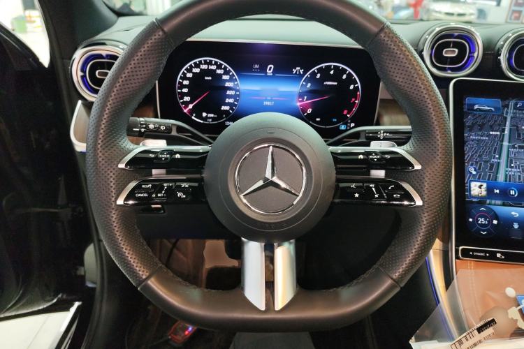 Used Mercedes-Benz GLC 2024 GLC 300 L 4MATIC Dynamic Edition 5-seater