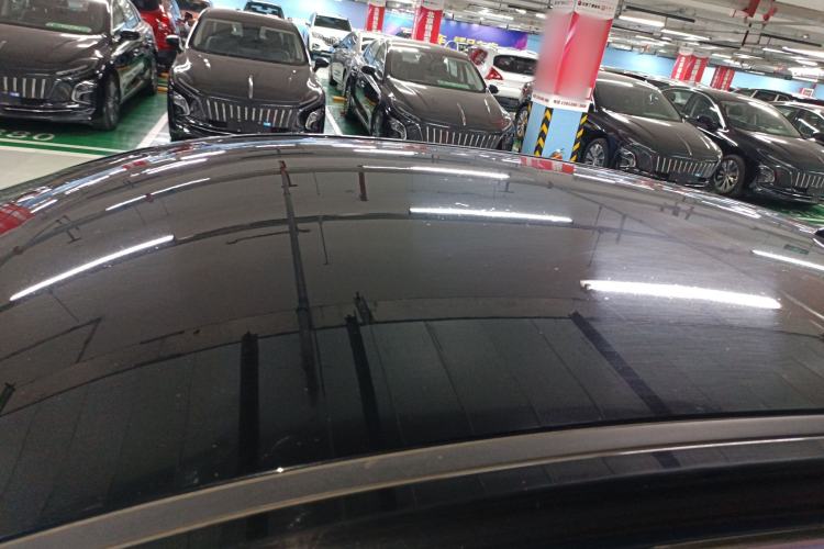 Used Hongqi E-QM5 2022 431 km Charge & Enjoy Edition