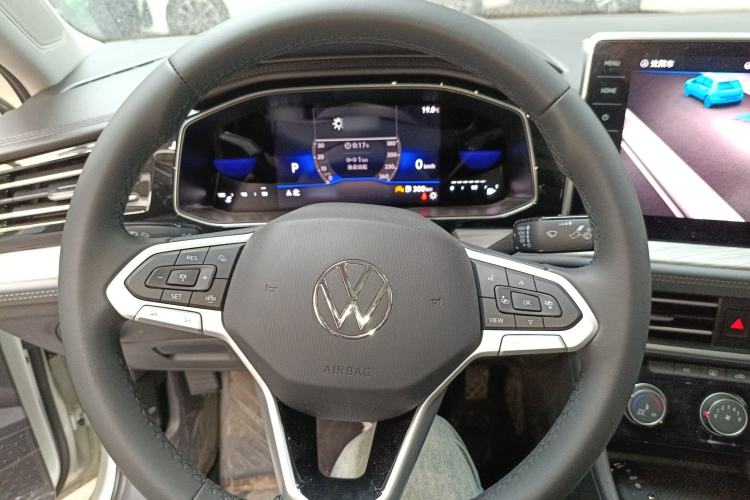Used Volkswagen Sagitar 2025 Revised Version Three 300TSI DSG Excellence Edition Steering Wheel
