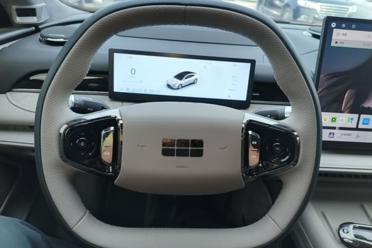 Used Geely Galaxy 8 2025 130km EM-i Flagship Edition
