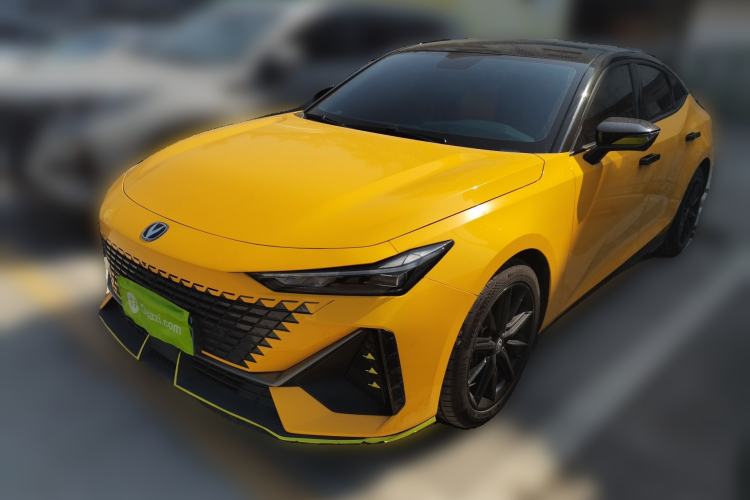 Used Changan UNI-V 2022 1.5T Prestige Version