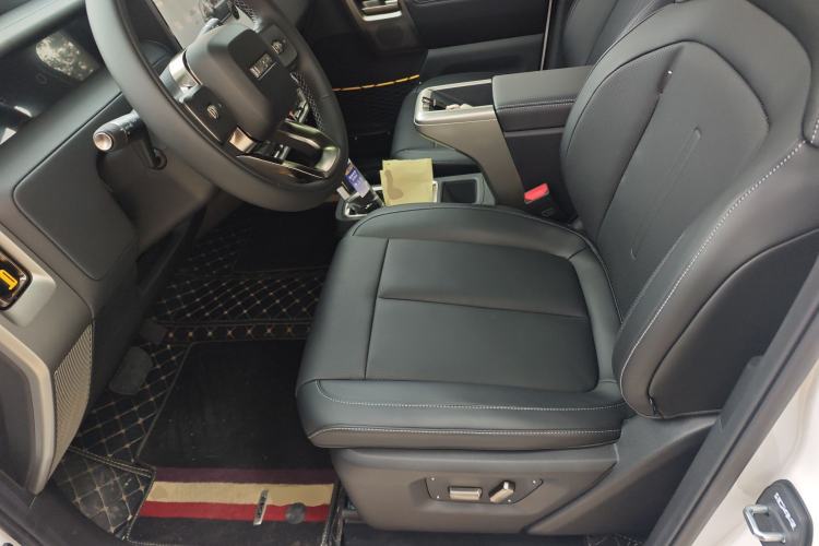 Used iCAR V23 2026 Model 401 Two-Wheel Drive Super Sports Edition Left Front Seat